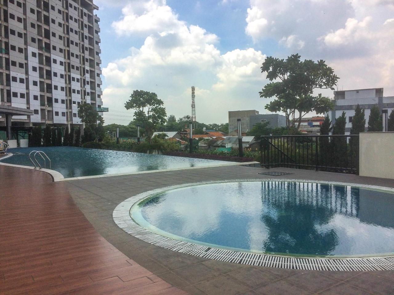 Apartemen Strategic The Oasis Cikarang Near Omni Hospital By Travelio *